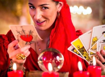 Quel oracle divinatoire choisir pour un débutant ?