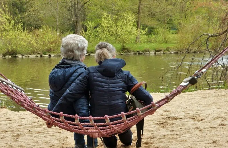 Comment se rapprocher d’une personne âgée ?