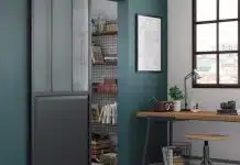 Comment installer une porte coulissante atelier ?
