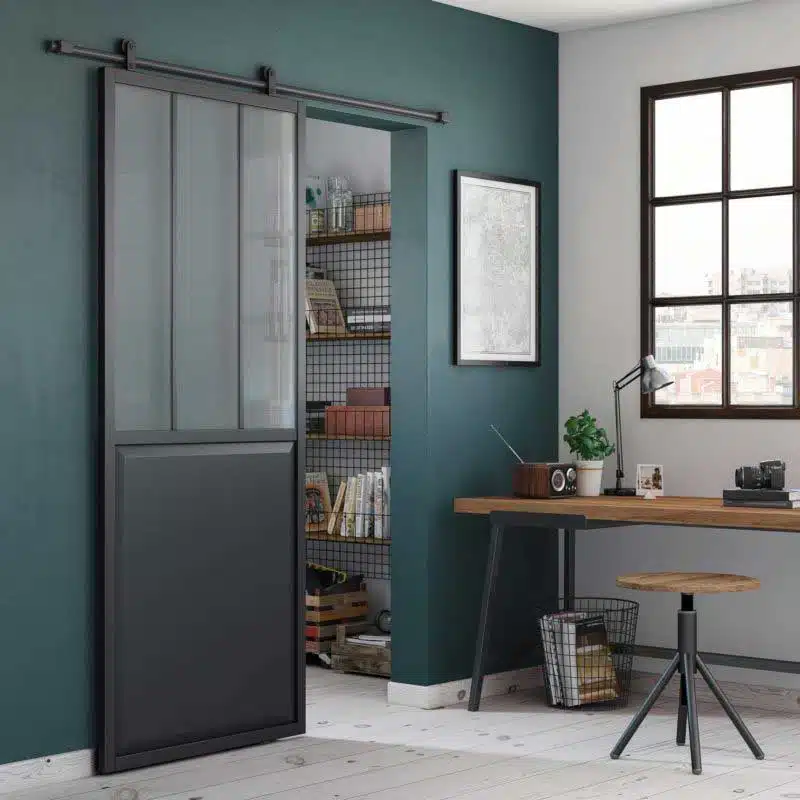 Comment installer une porte coulissante atelier