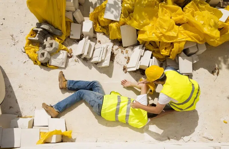 Maladie professionnelle ou accident de travail : les absents rarement remplacés