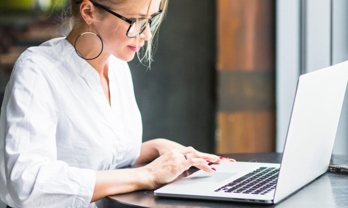 De la stratégie à l’action : techniques de prospection et importance des fichiers emails