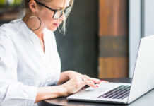 De la stratégie à l’action : techniques de prospection et importance des fichiers emails