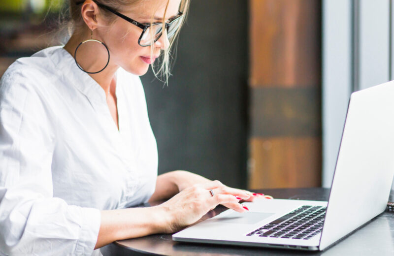De la stratégie à l'action : techniques de prospection et importance des fichiers emails