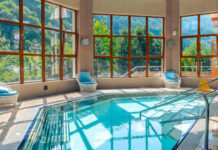 Les avantages de posséder une piscine et un spa à domicile