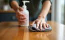 Des astuces efficaces pour bien entretenir vos surfaces en bois