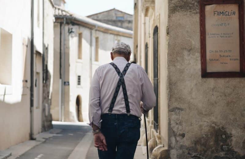 Comment répondre aux besoins sociaux des seniors dans les zones rurales ?