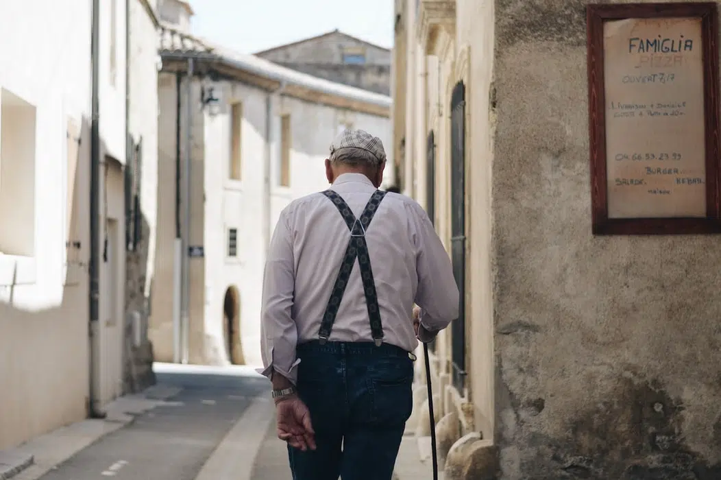 Comment répondre aux besoins sociaux des seniors dans les zones rurales ?