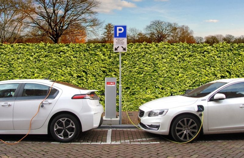 Pourquoi opter pour une voiture hybride ?